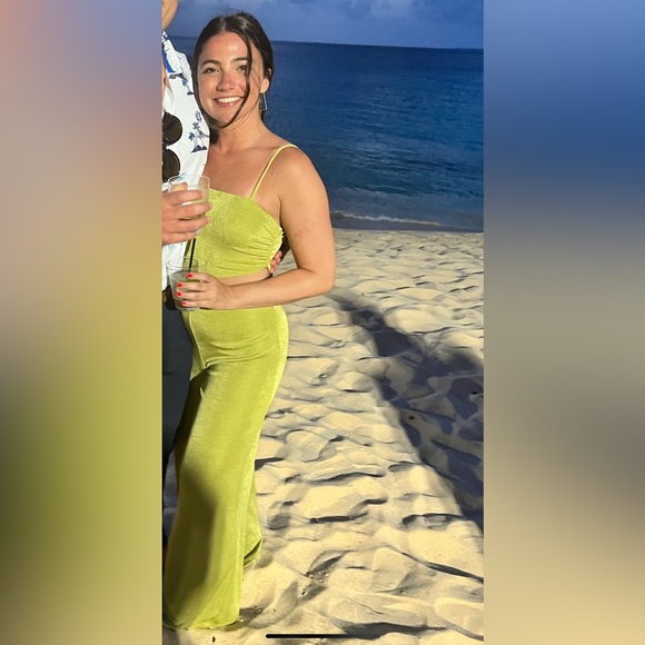 Lime green jumpsuit - Picture 2 of 2